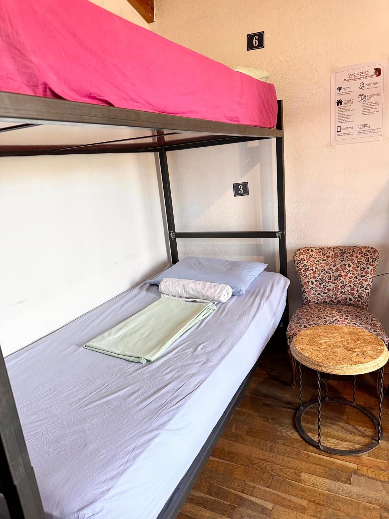 Divina Hostel Tirana Eksteriør billede